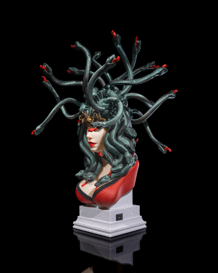 Escultura Medusa decorativa 2